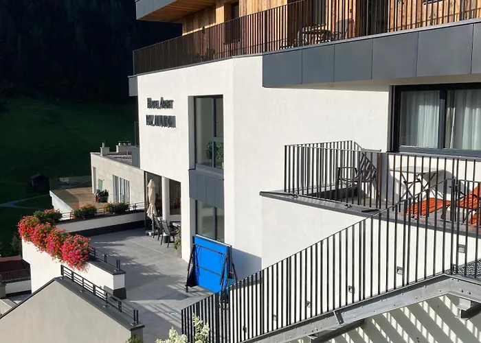 Piz Mundin Lägenhet *