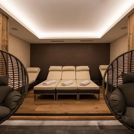 Apartament Piz Mundin *
