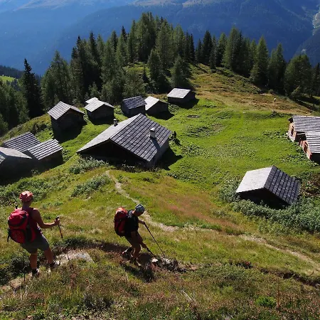 Piz Mundin Apartament
